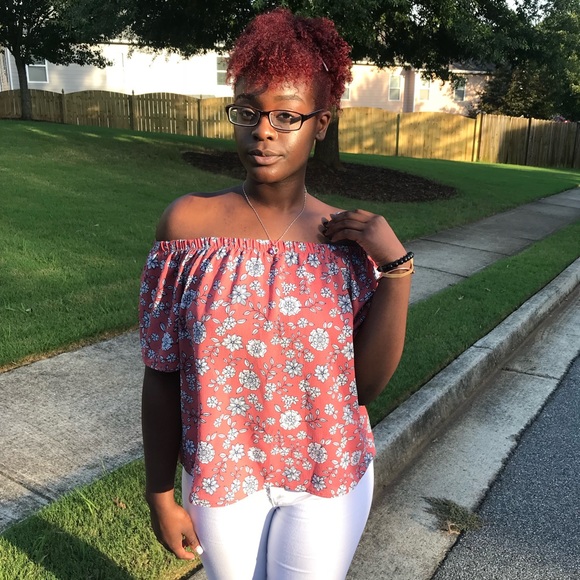 Meet your Posher, Makeyah💗 - Picture 3 of 4